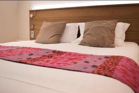 Hotel La Caleche Durbuy Esterno foto